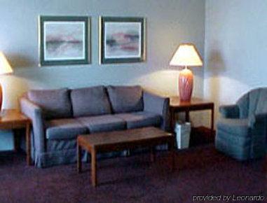 Days Inn Lansing South Dalaman gambar